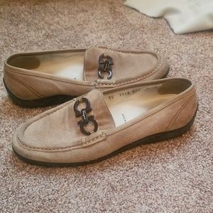 Ferragamo drivers